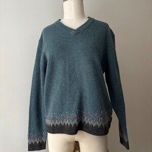 2/$40  Y2K Embroidered Floral Wool Sweater | Vintage Boxy Knit